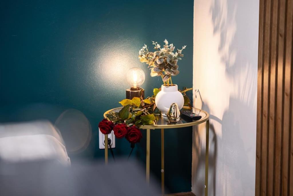 Secret Economy Studio Oasis Prague Extérieur photo